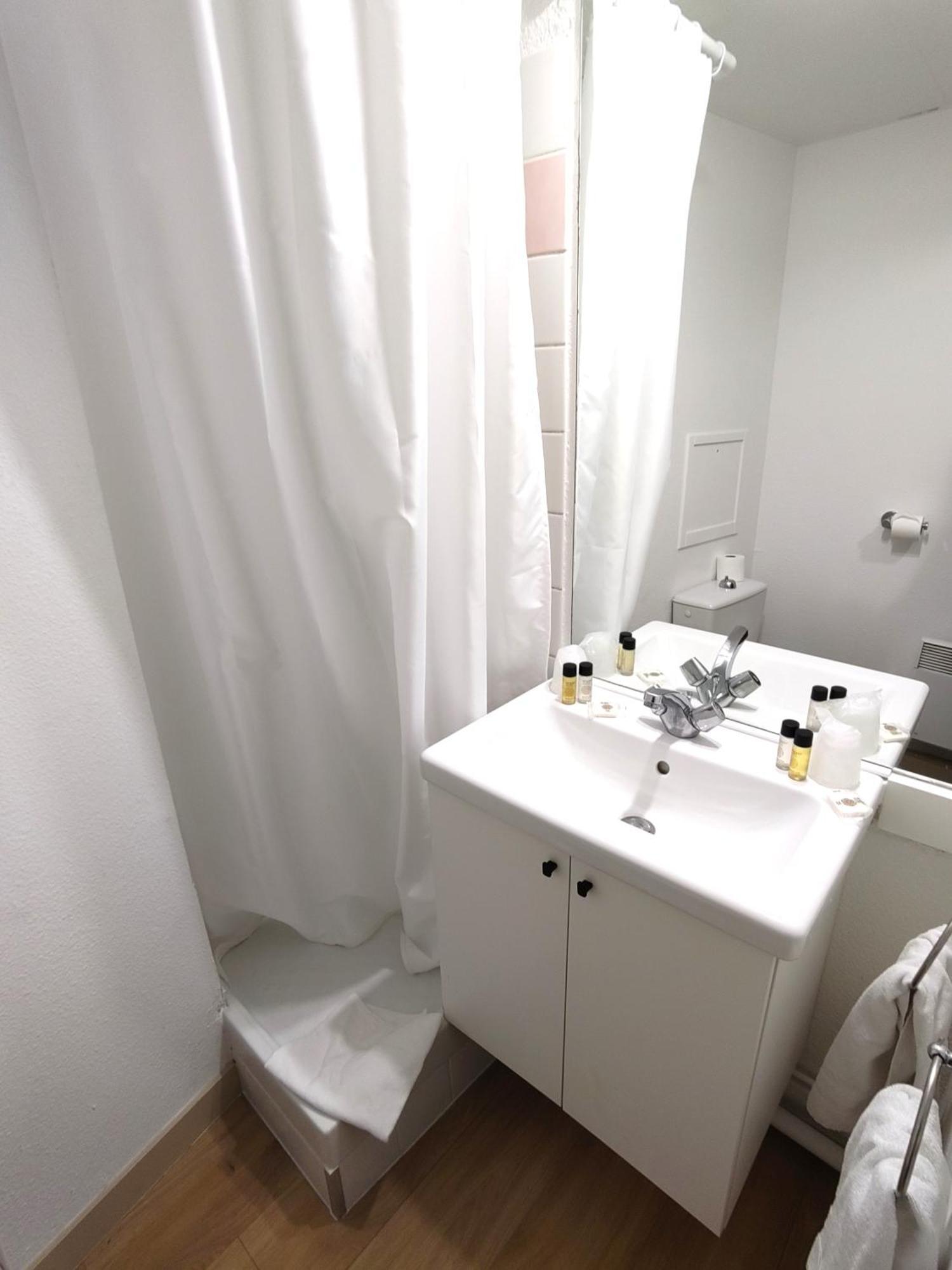 Sejours & Affaires Grenoble Marie Curie Aparthotel Екстериор снимка