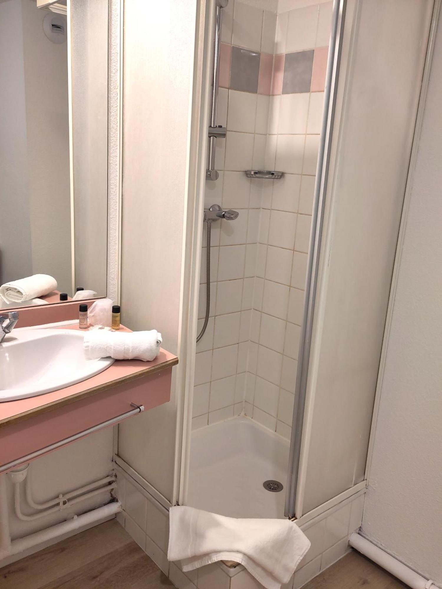 Sejours & Affaires Grenoble Marie Curie Aparthotel Екстериор снимка