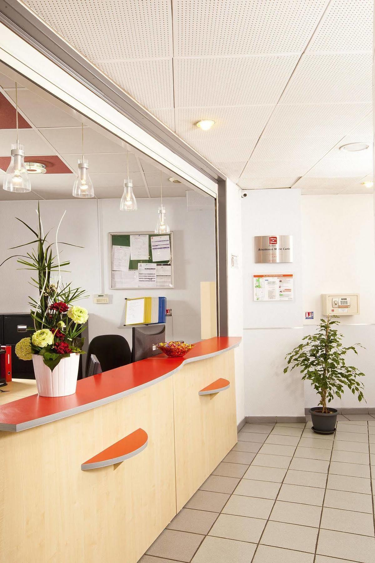 Sejours & Affaires Grenoble Marie Curie Aparthotel Екстериор снимка