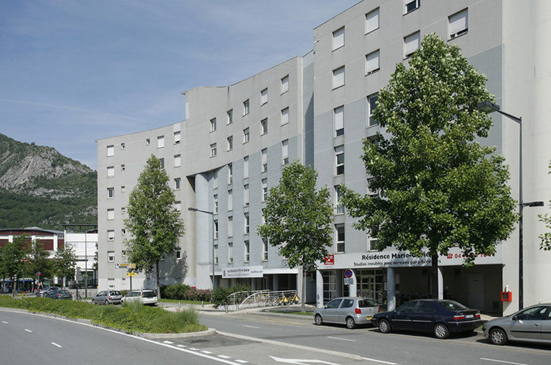 Sejours & Affaires Grenoble Marie Curie Aparthotel Екстериор снимка